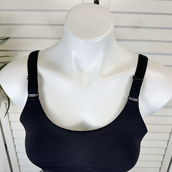 Lululemon Black Booby‎ Bracer Bra Adjustable Straps Hook & Eye Size 34 D - Picture 2 of 6